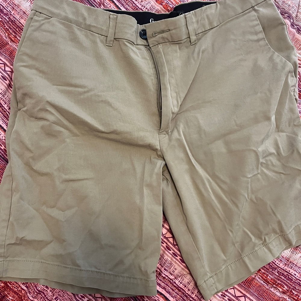 Goodfellow & Co Mens 9” Inseam Khaki Shorts
